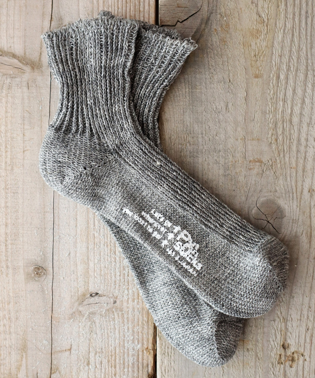 【Put on socks プットオンソックス】"Sea glass(シーグラス)" リネンソックス(12 COLOR)