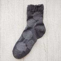 【Put on socks プットオンソックス】"mare(マール)" コットンリネン ドットソックス(4 COLOR)