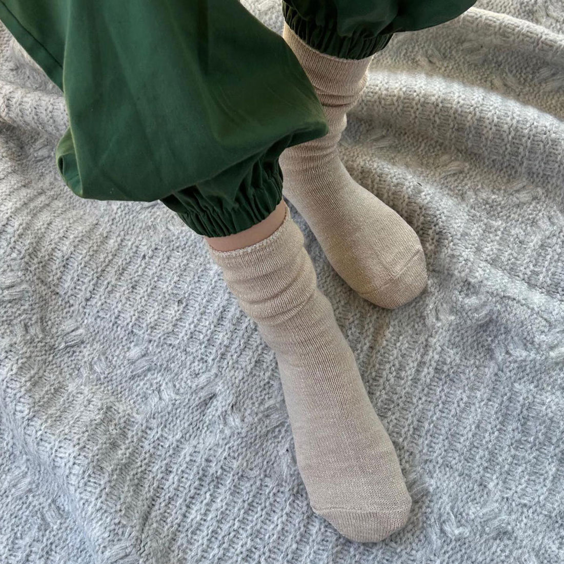 【Put on socks プットオンソックス】"Airy winter(エアリーウィンター)" シルクウールソックス(7 COLOR)
